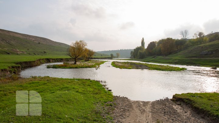 Viziunea peisajistică și mostre de arhitectură vernaculară s. Rogojeni (FOTOREPORT)