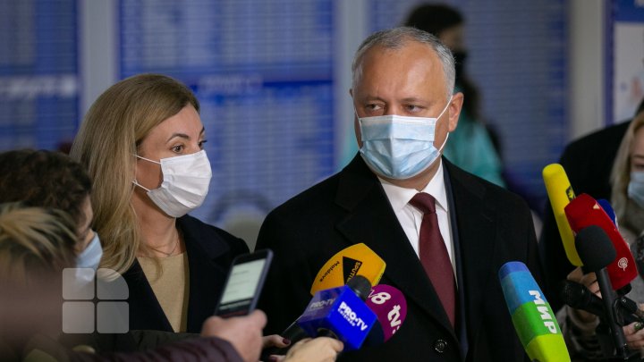 Alegeri prezidenţiale 2020. Igor Dodon şi-a exercitat dreptul la vot: Am votat pentru relaţii bune între toate etniile din Republica Moldova (FOTO)