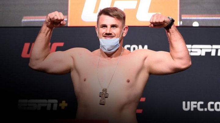 Alexandr Romanov continuă evoluția de senzație în UFC