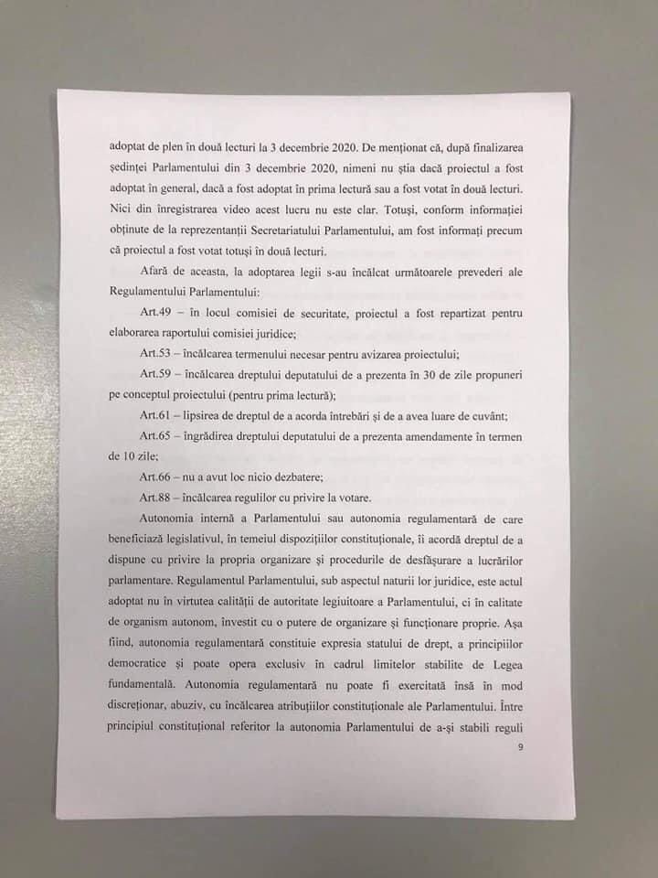 Litvinenco: Coaliția Dodon-Șor a adoptat legi cu încălcarea Constituției