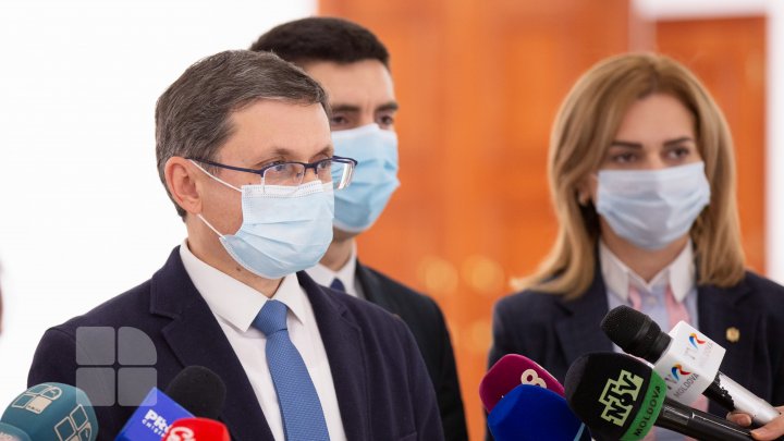 (FOTOREPORT) Maia Sandu a organizat consultări cu fracţiunile parlamentare. Preşedintele caută soluţii pentru depăşirea crizei politice