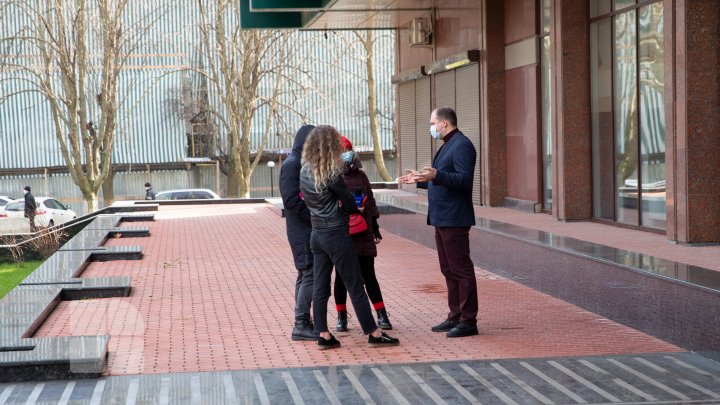 Are loc al XVI-lea congres la PSRM. Socialiștii vor decide dacă Dodon va prelua funcţia de președinte al partidului (FOTO)