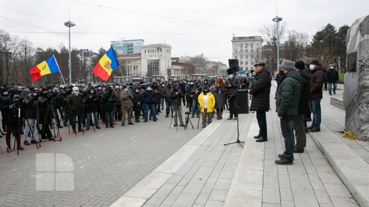 FOTOREPORT din Piaţa Marii Adunări Naţionale