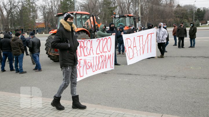 FOTOREPORT din Piaţa Marii Adunări Naţionale