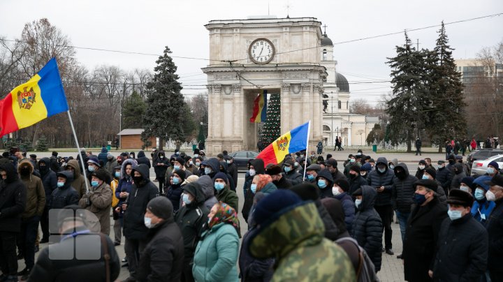 FOTOREPORT din Piaţa Marii Adunări Naţionale