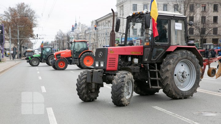 FOTOREPORT din Piaţa Marii Adunări Naţionale