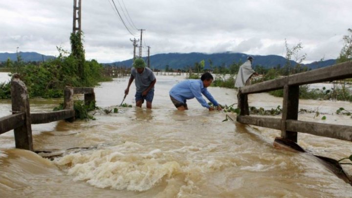 Cel puţin cinci morţi şi o persoană dispărută, după inundaţiile din Vietnam