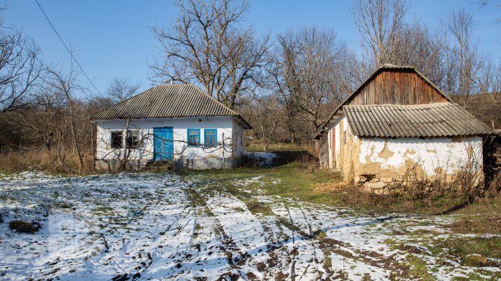 Satele Moldovei devin tot mai pustii. Trei localităţi din raionul Soroca vor fi în curând sate doar pe hârtie (FOTOREPORT)