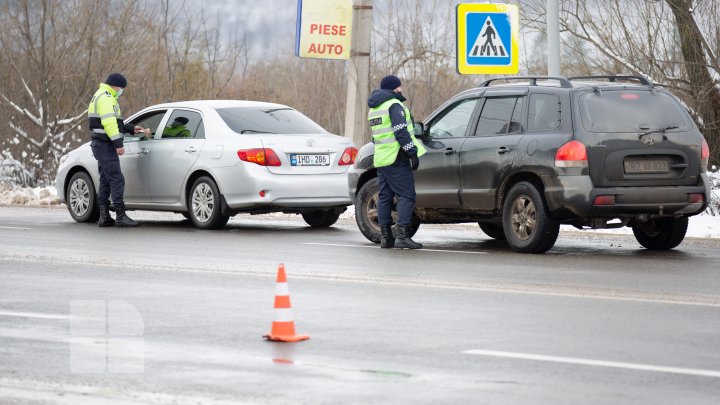 Peste 250 de şoferi au fost opriţi de inspectorii de patrulare, iar valoarea amenzilor aplicate se ridică la 40 de mii de lei (FOTO)