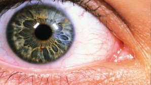 Au fost descoperite anomalii oculare la mai multe cazuri grave de COVID-19 