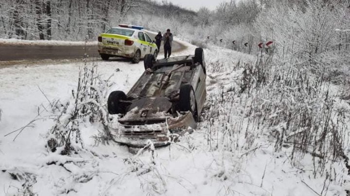 Accident pe traseul Chişinău-Lăpuşna. Şoferul a avut nevoie de îngrijiri medicale