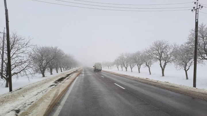 Ceaţă, zăpadă şi polei. Care este starea drumurilor