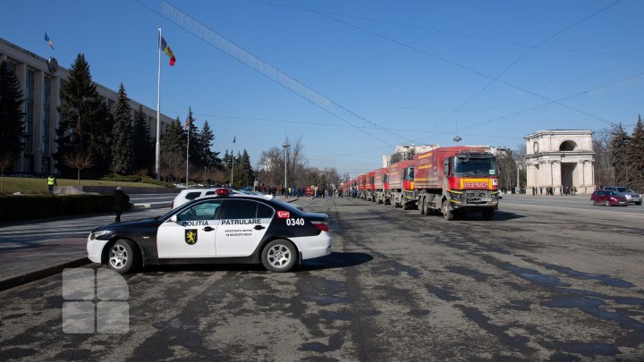 FOTOREPORT de la ceremonia oficială de predare a asistenței umanitare acordate de România