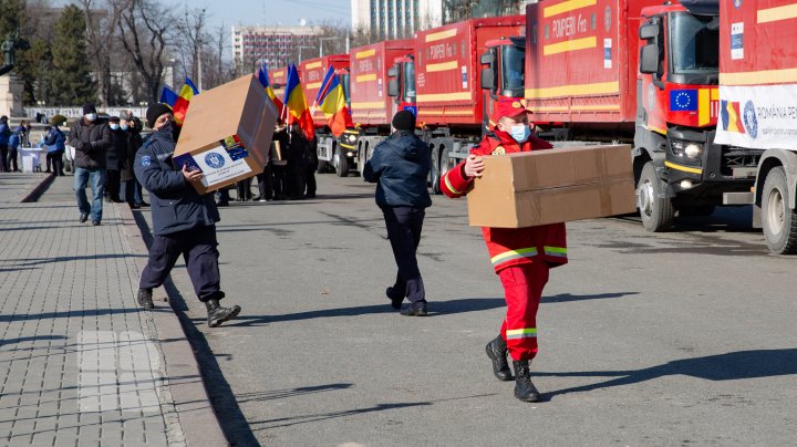 FOTOREPORT de la ceremonia oficială de predare a asistenței umanitare acordate de România