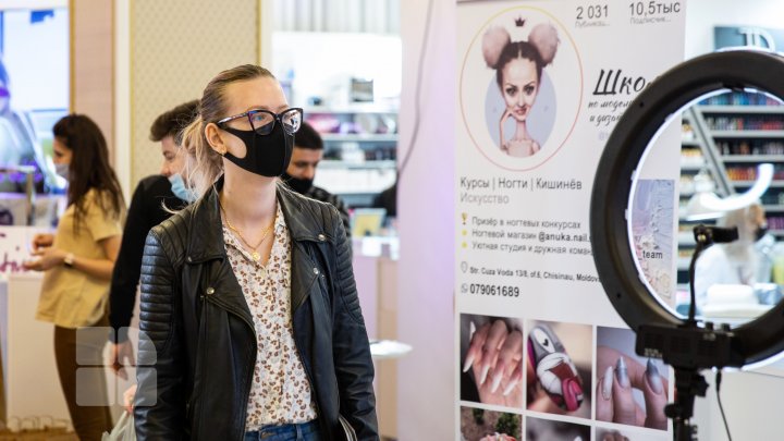 Goana după frumuseţe sfidează restricţiile pandemiei. Zeci de femei s-au îmbulzit la expoziţia Beauty 2021 (FOTO)