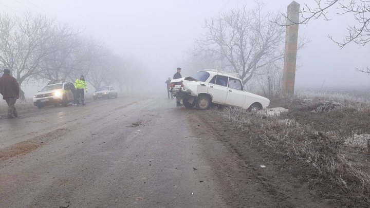 Carambol pe traseul Ungheni-Cetireni-Alexeevca. Patru automobile, implicate în accident (FOTO)