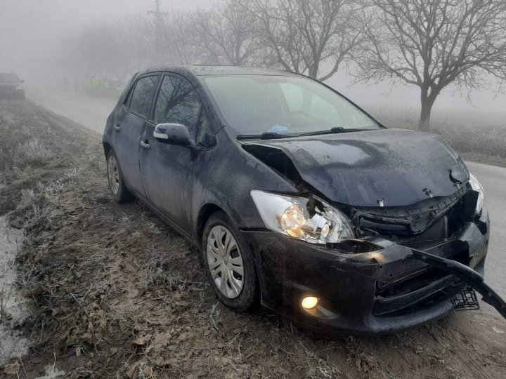 Carambol pe traseul Ungheni-Cetireni-Alexeevca. Patru automobile, implicate în accident (FOTO)