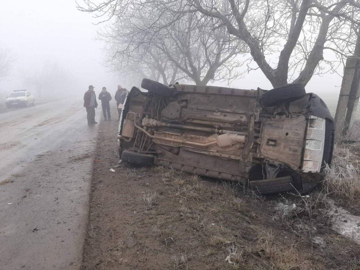 Carambol pe traseul Ungheni-Cetireni-Alexeevca. Patru automobile, implicate în accident (FOTO)