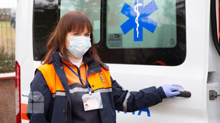 Pandemia, prin ochii unui medic de pe ambulanță: ”Au fost zile în care am ajuns la limita puterilor” (FOTO)