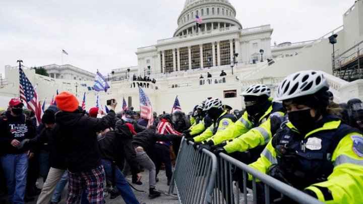 Asaltul asupra Capitoliului din SUA. Doi polițiști au depus plângere împotriva lui Donald Trump