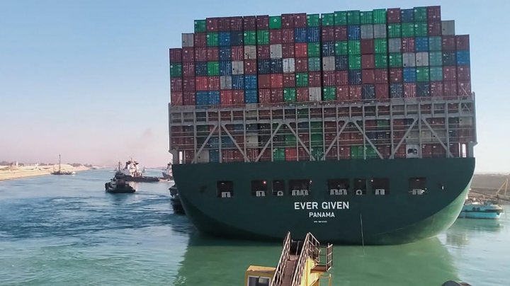 Nava Ever Given este blocată iar. Egiptul a confiscat portcontainerul şi cere proprietarilor 900 de milioane de dolari