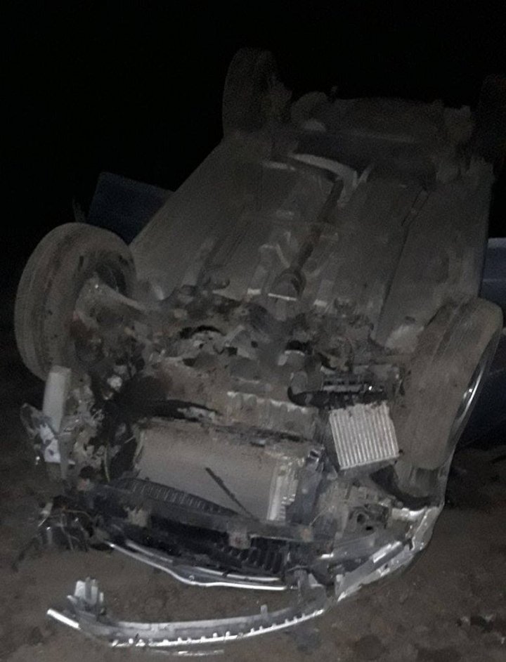 Accident în raionul Hîncești. Un bărbat a urcat beat la volan și a derapat de pe carosabil. Ce riscă acesta (FOTO)