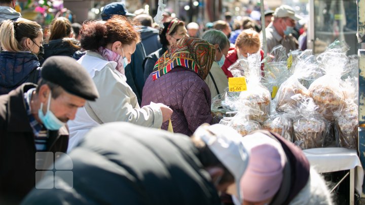 (FOTOREPORT) Haos după anularea stării de urgenţă! Cum arată cele mai aglomerate locuri din Chişinău