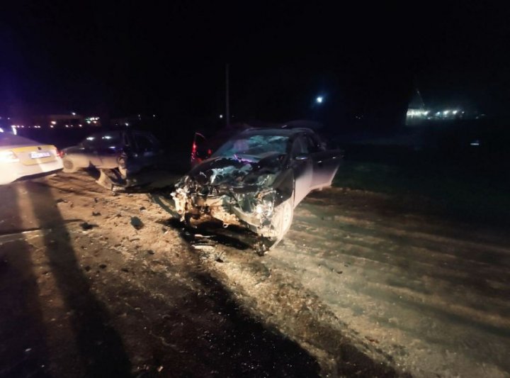 ACCIDENT CUMPLIT la Bălți din cauza a doi șoferi beți. Patru polițiști au fost grav răniţi (FOTO)