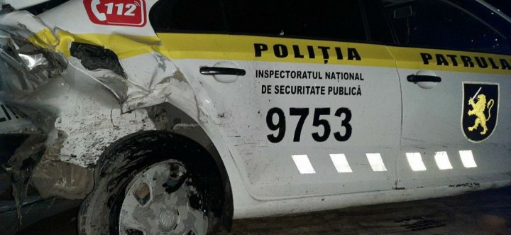 ACCIDENT CUMPLIT la Bălți din cauza a doi șoferi beți. Patru polițiști au fost grav răniţi (FOTO)