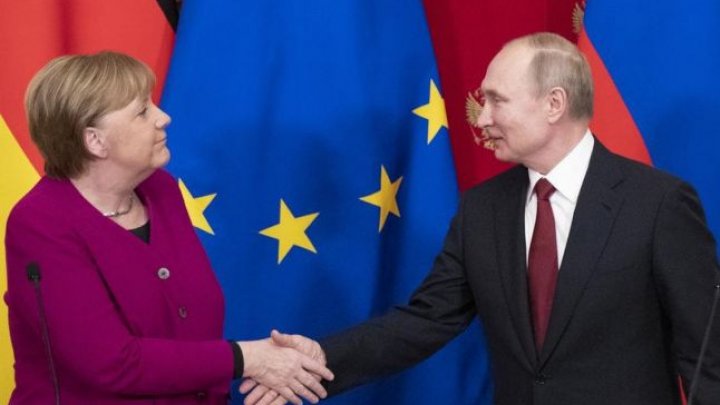 Merkel, acuzată de Ucraina că ar fi favorizat dependenţa europeană de gaze naturale ruseşti