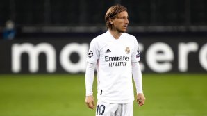 Zvonurile despre plecarea sa, spulberate. Luka Modric rămâne la Real Madrid