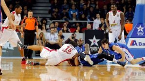 Anadolu Efes Istanbul a câştigat pentru prima oară Euroliga de baschet masculin