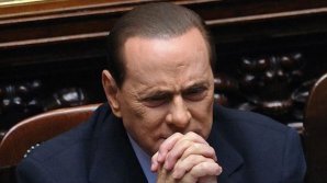 Berlusconi, internat din nou în spital. Nu şi-a revenit complet nici la opt luni după ce a fost diagnosticat cu COVID-19