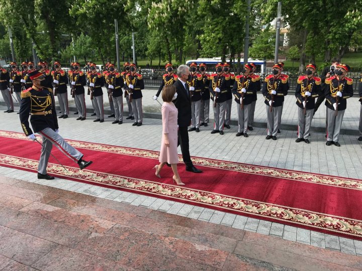 LIVE: Ceremonia primirii oficiale a Președintelui Republicii Lituaniene, Gitanas Nauseda, de către Președintele Republicii Moldova, Maia Sandu