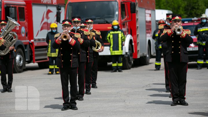 Prima tranşă de motorină donată de România a ajuns în Republica Moldova (FOTOREPORT)