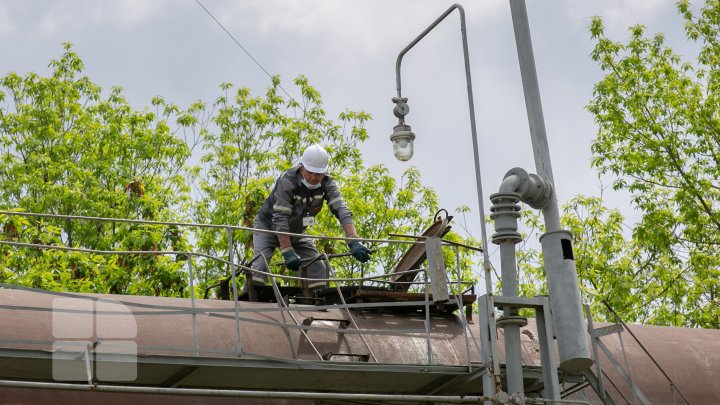 Prima tranşă de motorină donată de România a ajuns în Republica Moldova (FOTOREPORT)