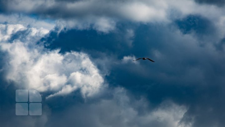 METEO 28 mai. Ploi cu descărcări electrice în nordul și centrul țării