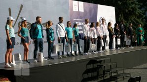 Comitetul Naţional Olimpic a prezentat echipamentele membrilor delegaţiei moldoveneşti care vor participa la Olimpiada de la Tokyo (FOTO)