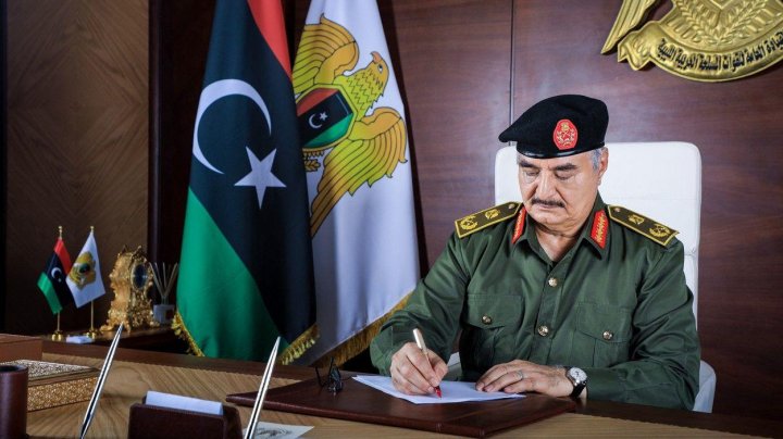 Forţele armate loiale generalului Khalifa Haftar au închis graniţa Libiei cu Algeria