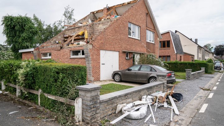 Belgia: Clădiri avariate şi 17 răniţi în urma unei tornade