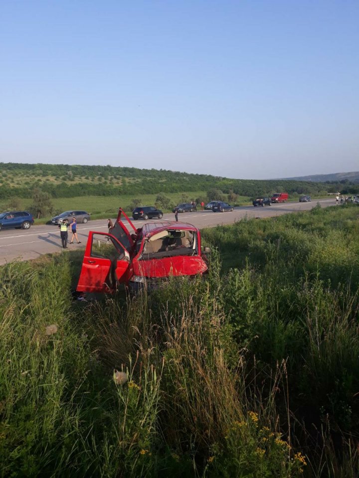 ACCIDENT ÎNFIORĂTOR la Ialoveni. Un copil de doar 5 ani a murit, iar alte trei persoane au ajuns în stare gravă la spital (FOTO)