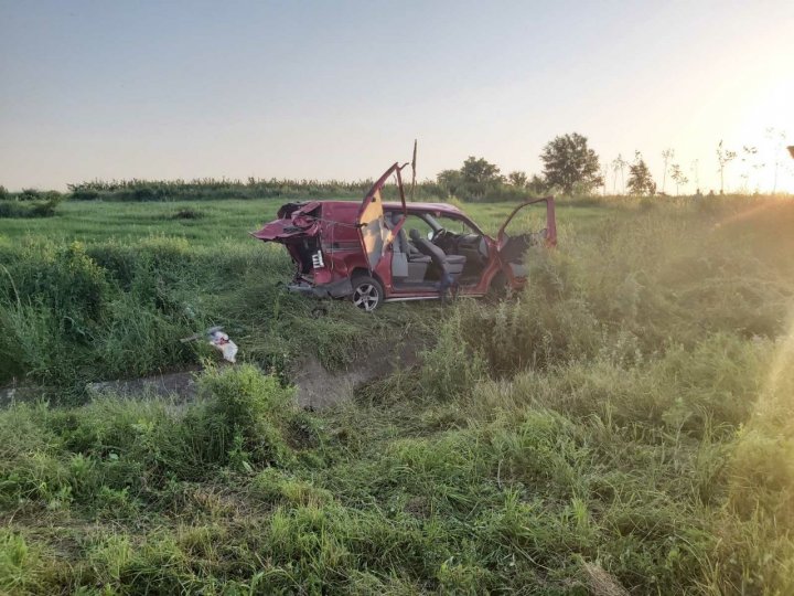 ACCIDENT ÎNFIORĂTOR la Ialoveni. Un copil de doar 5 ani a murit, iar alte trei persoane au ajuns în stare gravă la spital (FOTO)