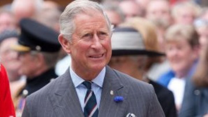 Prințul Charles i-a susținut pe Harry și Meghan Markle cu o sumă de bani "substanțială" după ce au renunțat la familia regală