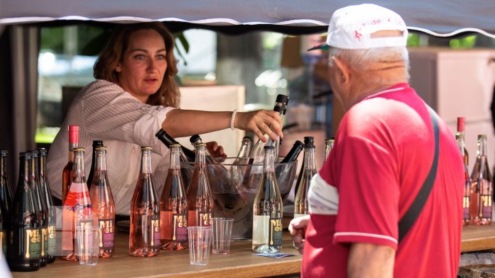 Festival gastronomic pe strada pietonală din Capitală (FOTOREPORT)