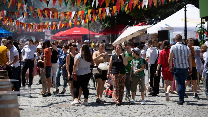 Festival gastronomic pe strada pietonală din Capitală (FOTOREPORT)