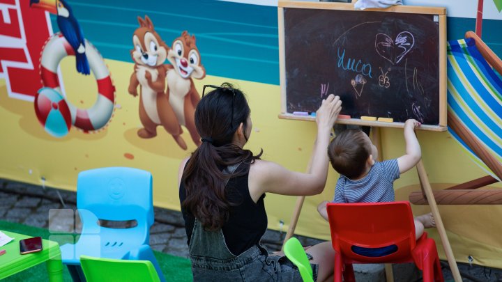 Festival gastronomic pe strada pietonală din Capitală (FOTOREPORT)