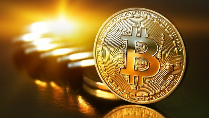 El Salvador pierde jumătate din investiția sa în Bitcoin, după ce piața criptomonedelor s-a prăbușit