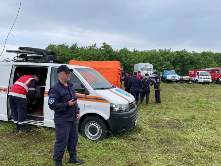 IMAGINI DE GROAZĂ în apropiere de Chiperceni, Orhei. Pompierii și salvatorii din Rezina, Șoldănești și Telenești, ridicați pe ALERTĂ (VIDEO) 