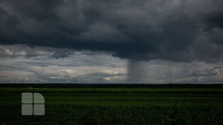 METEO 19 august: Ploi însoţite de descărcări electrice în toată ţara. Câte grade vom avea în termometre 