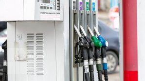 Carburanții se scumpesc CONSIDERABIL. ANRE a stabilit NOILE PREȚURI pentru miercuri